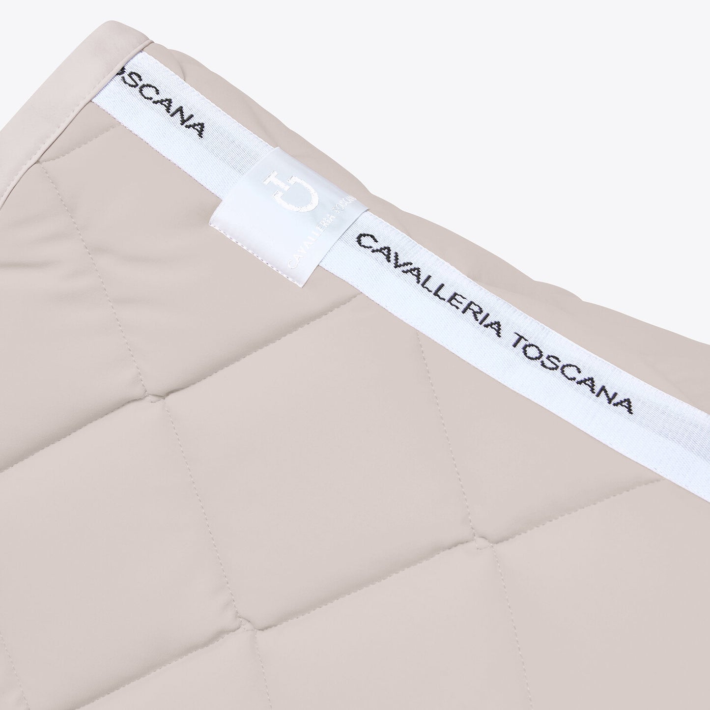 Cavalleria Toscana Diamond and Line Quilting Hoppschabrak