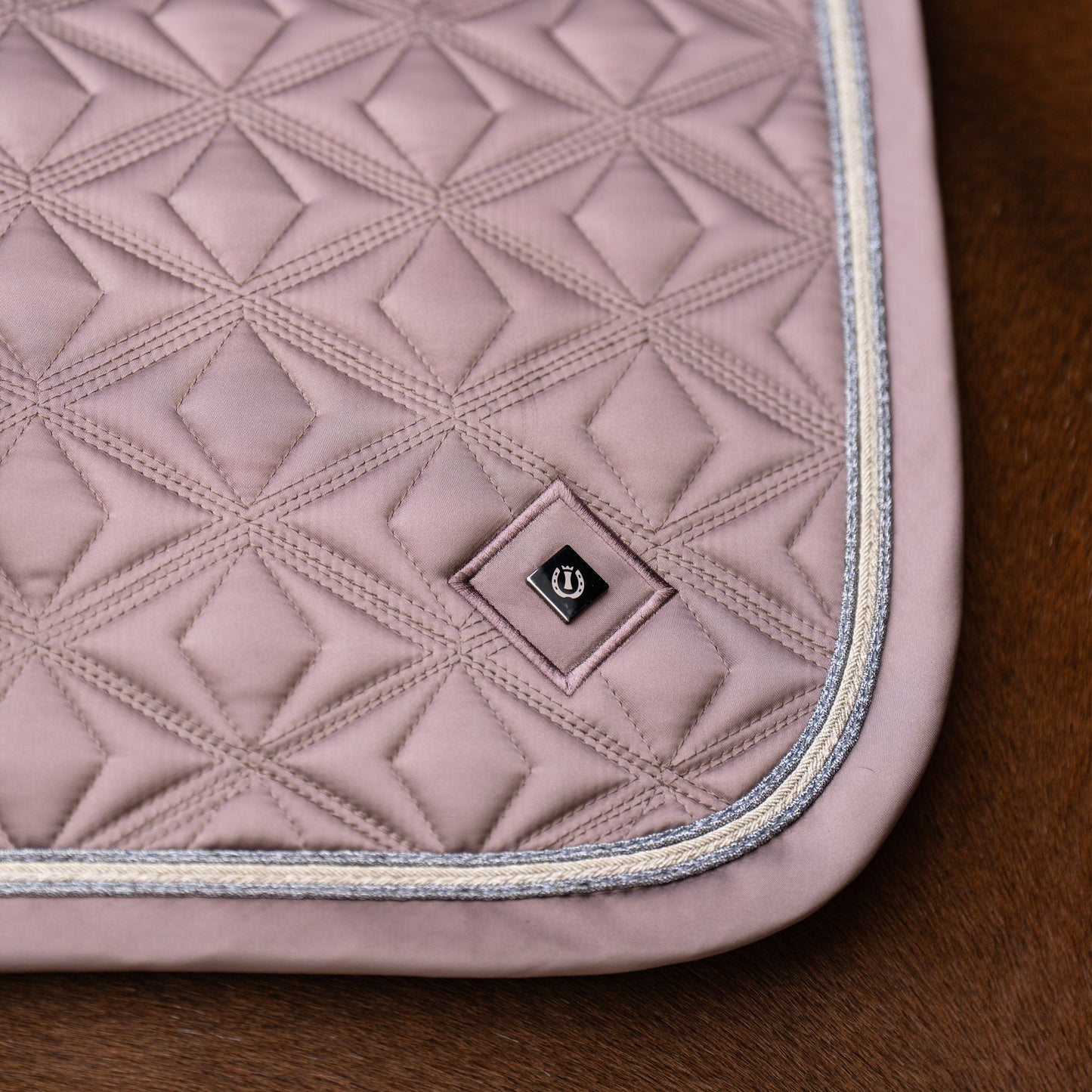 Imperial Riding Lenny Dressyrschabrak + Huva