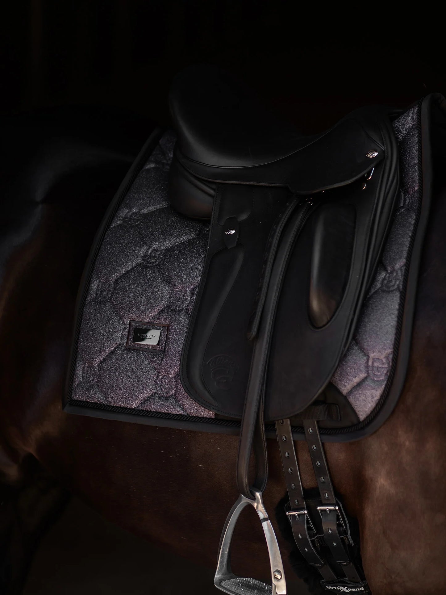 Equestrian Stockholm Dressyrschabrak Glimmer